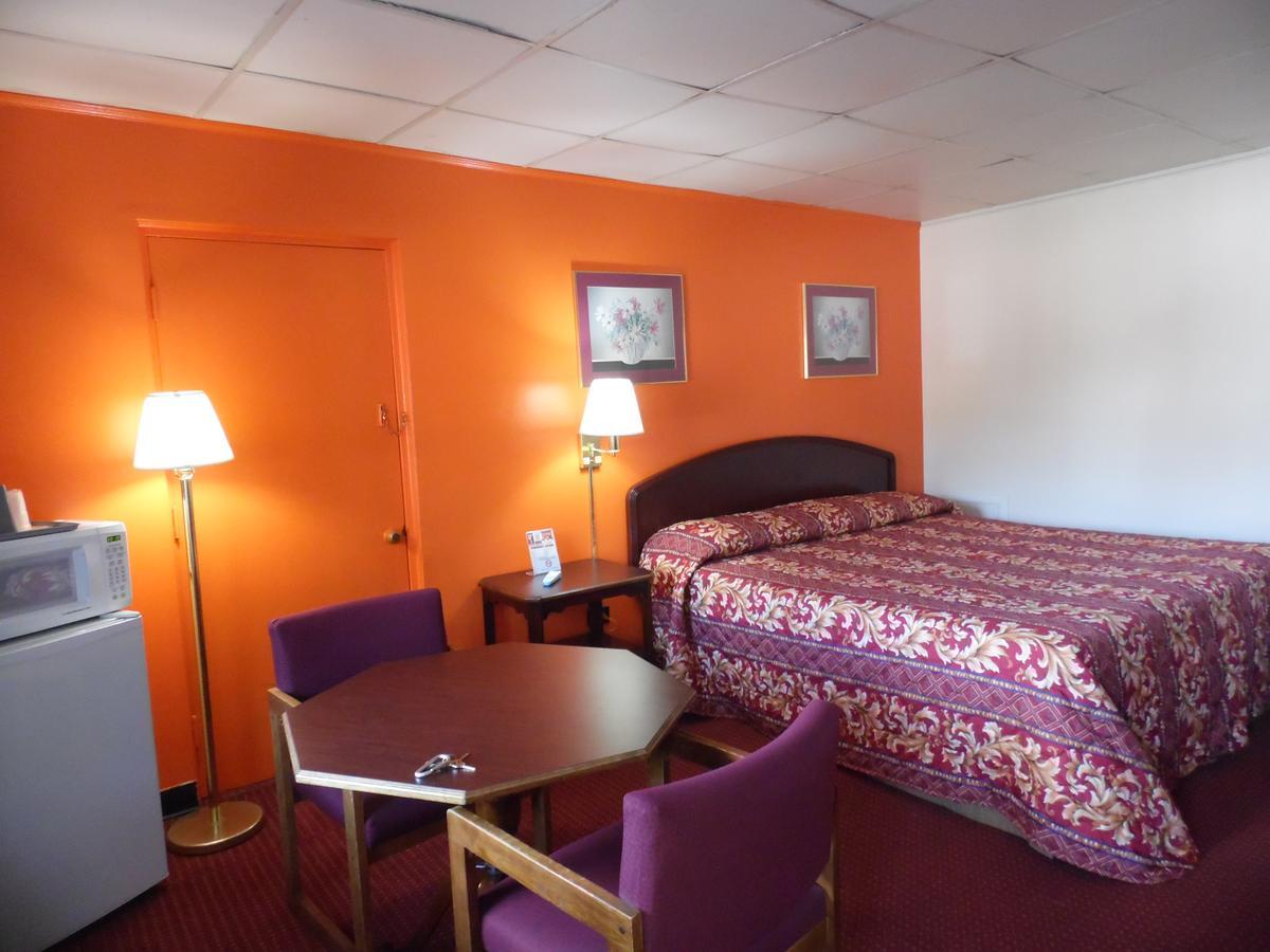 Tazewell Motel Екстериор снимка